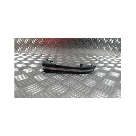 Poignee porte avant droit MERCEDES CLASSE A 168 PHASE 1 d’occasion