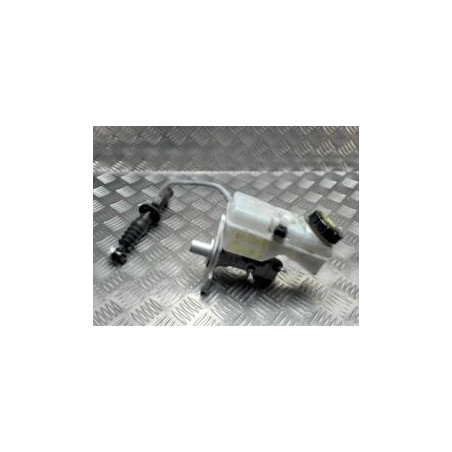 Maitre cylindre (freinage) RENAULT CAPTUR 1 PHASE 1 d’occasion