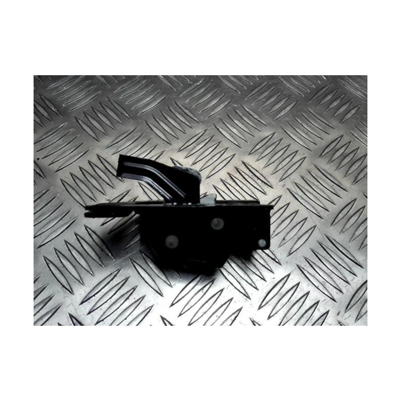 Serrure de porte de coffre gauche PEUGEOT EXPERT 2 d’occasion