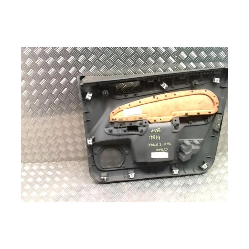 Panneau de porte avant gauche FORD FOCUS 2 PHASE 2 d’occasion