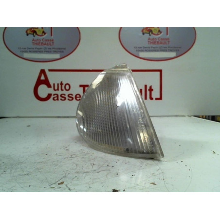 Optique avant secondaire droit (feux)(clignotant) RENAULT LAGUNA I PHASE 1 d’occasion