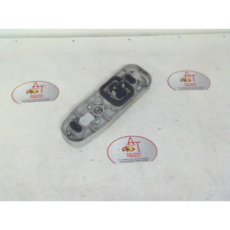Platine feu arriere droit RENAULT MODUS PHASE 2 d’occasion