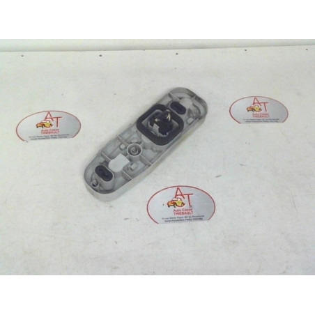 Platine feu arriere droit RENAULT MODUS PHASE 2 d’occasion