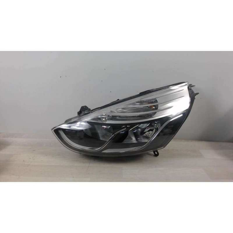 Optique avant principal gauche (feux)(phare) RENAULT CLIO 4 PHASE 1 d’occasion