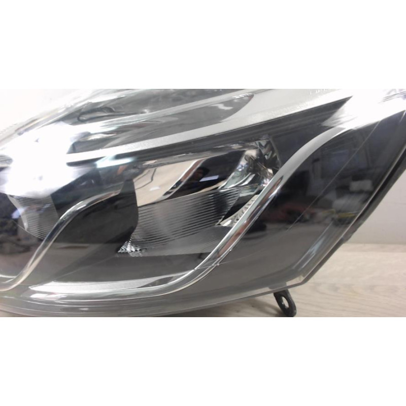 Optique avant principal gauche (feux)(phare) RENAULT CLIO 4 PHASE 1 d’occasion