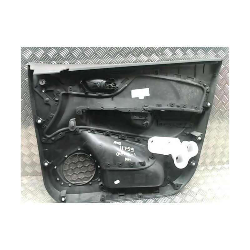 Panneau de porte avant gauche RENAULT CAPTUR 1 PHASE 1 d’occasion