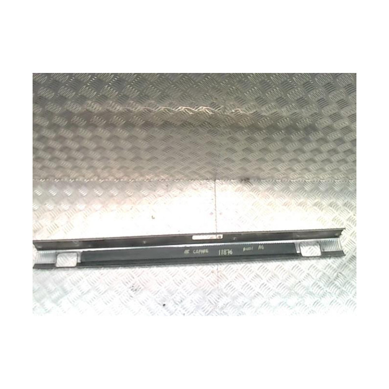 Baguette de coffre AUDI A6 1 AVANT BREAK d’occasion