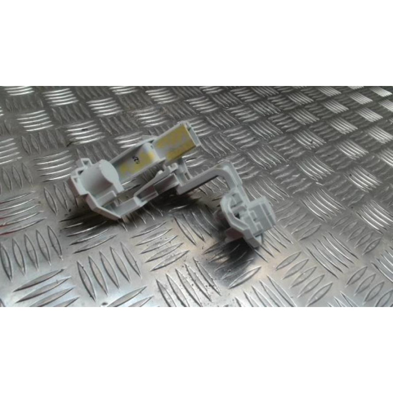 Platine feu arriere droit FORD FIESTA 6 PHASE 1 d’occasion