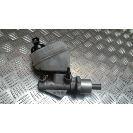 Maitre cylindre (freinage) RENAULT CLIO 2 PHASE 2 d’occasion