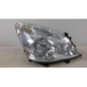 Optique avant principal droit (feux)(phare) TOYOTA COROLLA VERSO 2 PHASE 1 d’occasion