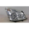 Optique avant principal droit (feux)(phare) TOYOTA COROLLA VERSO 2 PHASE 1 d’occasion