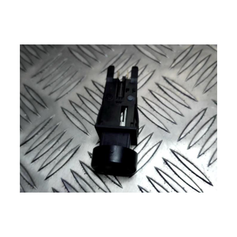 Commande degivrage lunette arriere PEUGEOT 205 PHASE 2 d’occasion