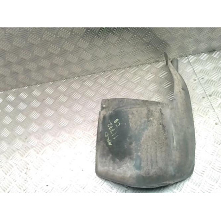 Pare boue arriere droit CITROEN C8 d’occasion