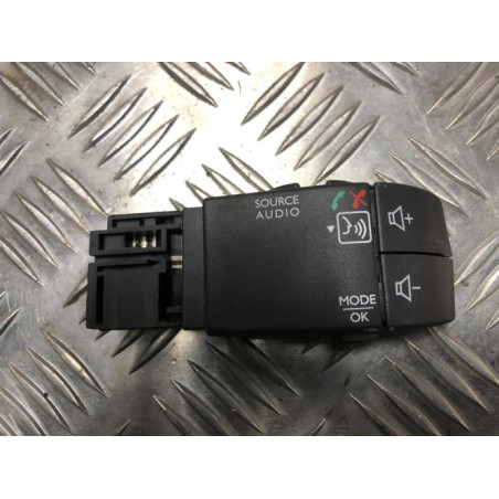 Commande autoradio DACIA DOKKER PHASE 1 d’occasion