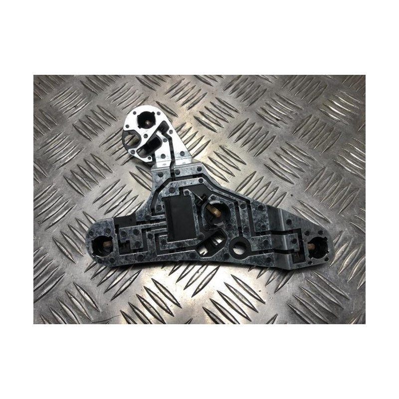 Platine feu arriere gauche TOYOTA AVENSIS 2 PHASE 2 d’occasion