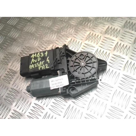 Moteur essuie glace avant droit VOLKSWAGEN PASSAT 4 PHASE 2 d’occasion