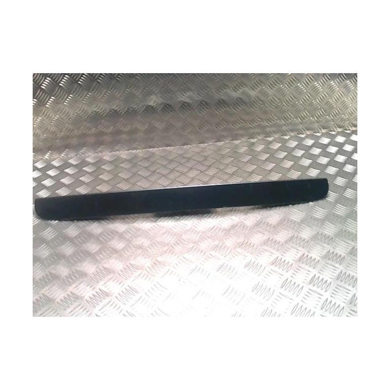 Baguette de coffre PEUGEOT 207 PHASE 2 d’occasion