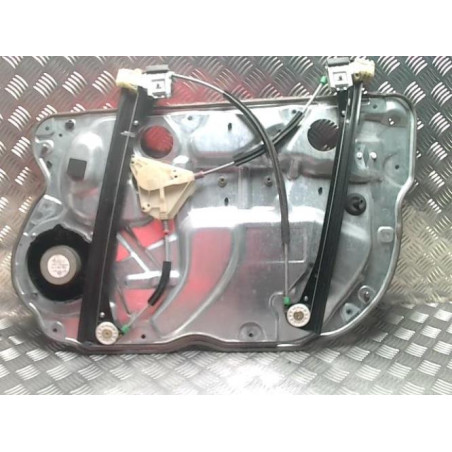 Leve vitre electrique arriere gauche VOLKSWAGEN POLO 4 PHASE 1 d’occasion