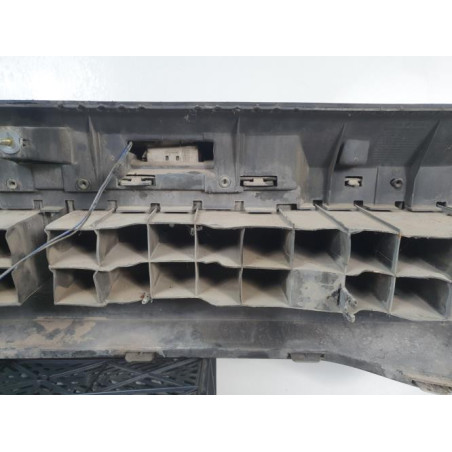 Pare choc arriere RENAULT R19 PHASE 1 d’occasion