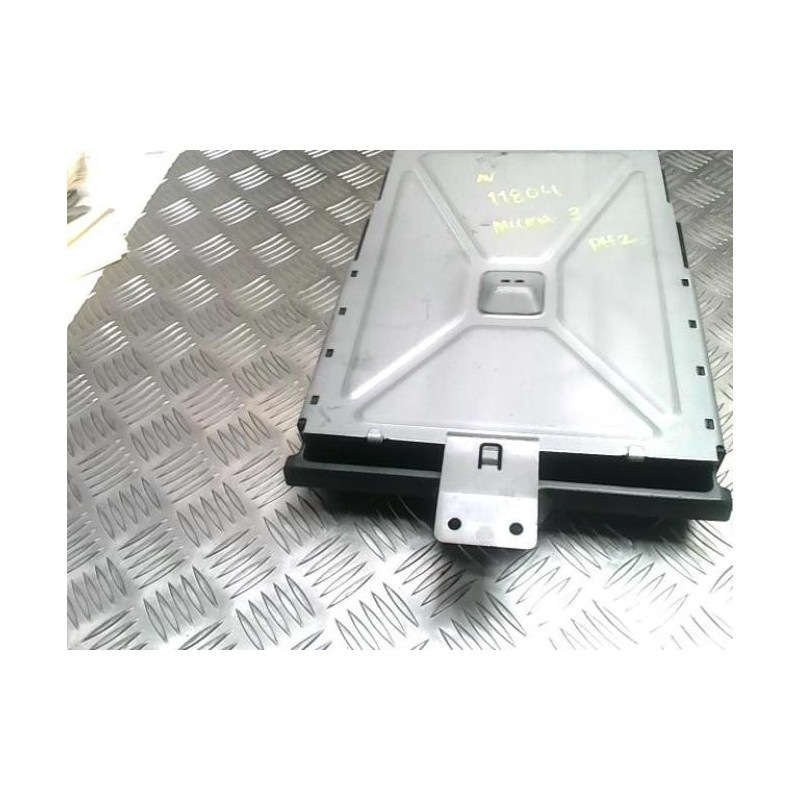 Vide poche avant droit NISSAN MICRA 3 PHASE 2 d’occasion