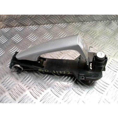 Poignee porte avant droit CITROEN C8 d’occasion