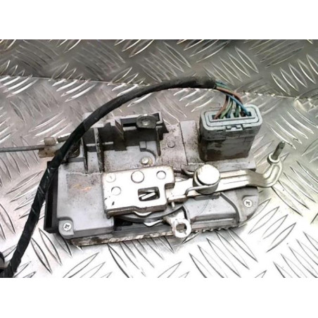 Serrure avant gauche CITROEN C8 d’occasion