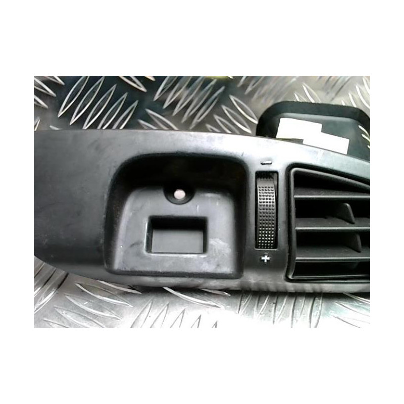 Aerateur tableau de bord CITROEN C8 d’occasion