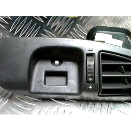 Aerateur tableau de bord CITROEN C8 d’occasion