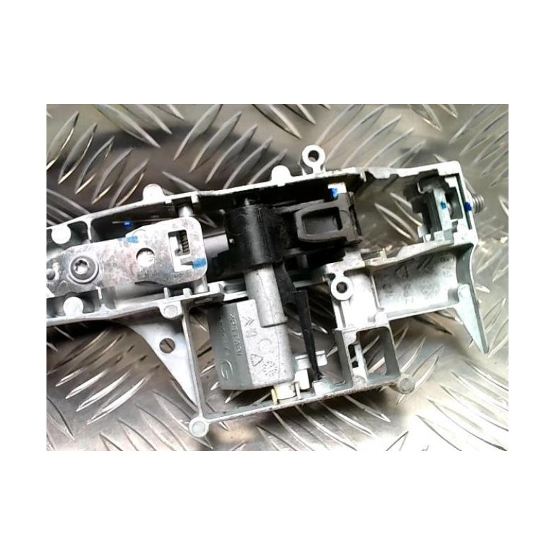 Poignee porte avant gauche CITROEN C3 PICASSO PHASE 1 d’occasion
