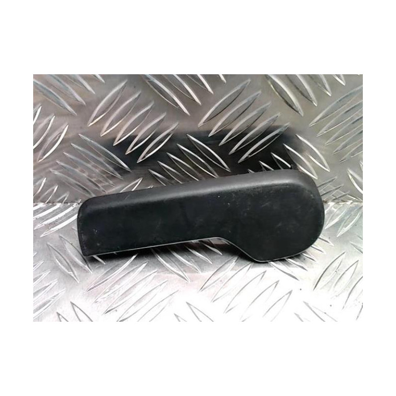 Commande de reglage de siege VOLKSWAGEN POLO 4 PHASE 1 d’occasion
