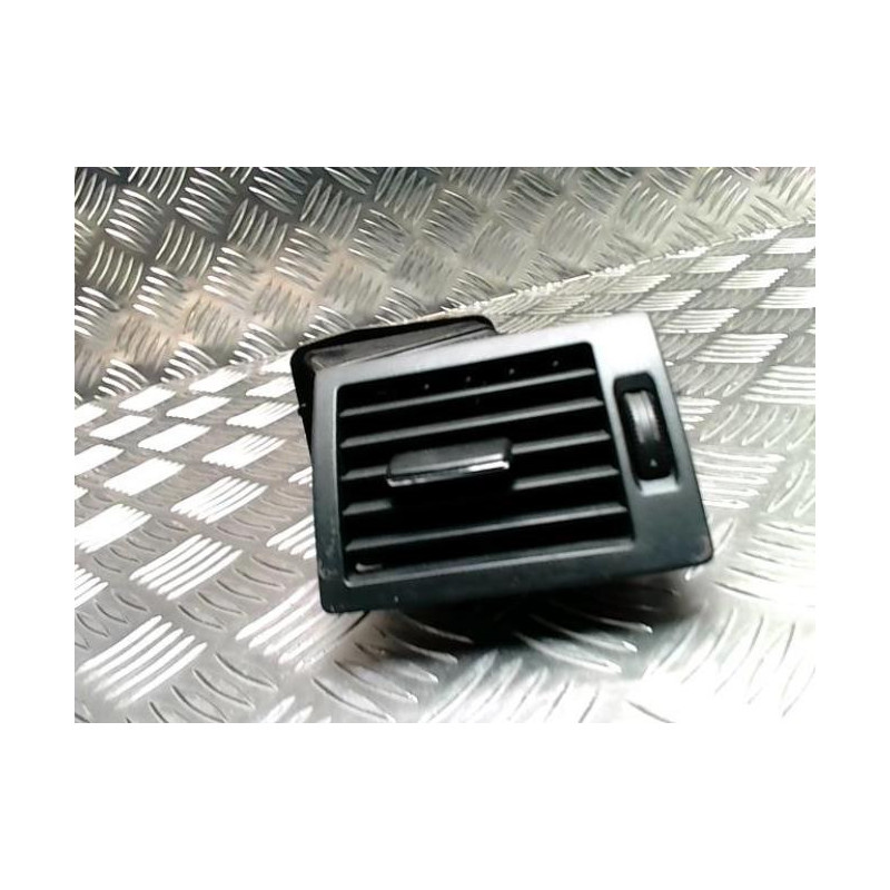 Aerateur tableau de bord avant droit MERCEDES CLASSE B 245 PHASE 1 d’occasion