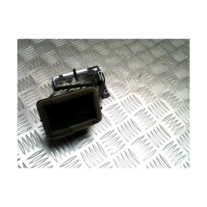 Aerateur tableau de bord avant droit MERCEDES CLASSE B 245 PHASE 1 d’occasion