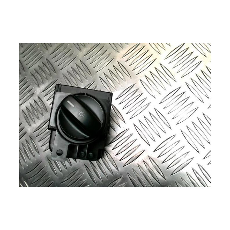 Commande de phare MERCEDES CLASSE B 245 PHASE 1 d’occasion