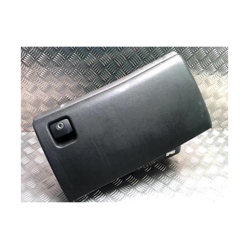 Porte boite a gants PEUGEOT 406 COUPE d’occasion