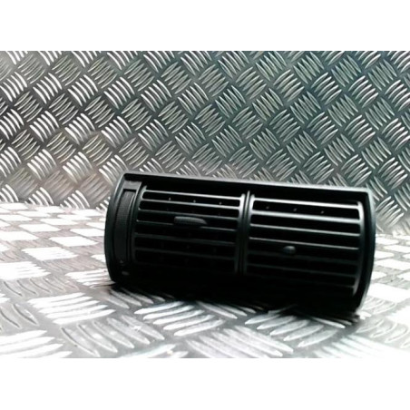 Aerateur tableau de bord avant droit AUDI A6 1 AVANT BREAK d’occasion