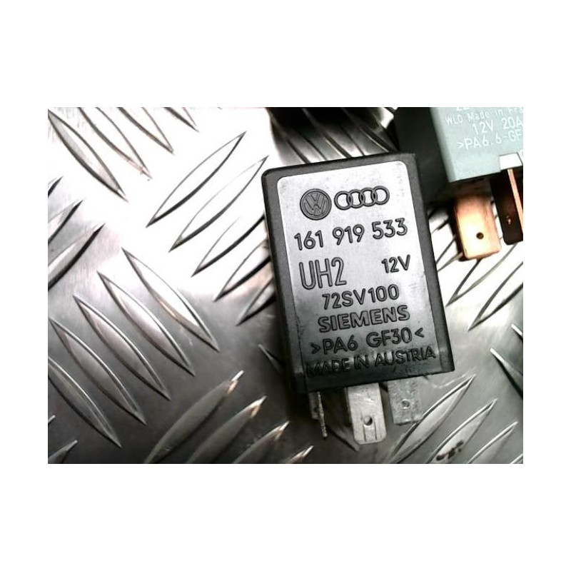 Relais electrique SKODA OCTAVIA 1 PHASE 2 BREAK d’occasion