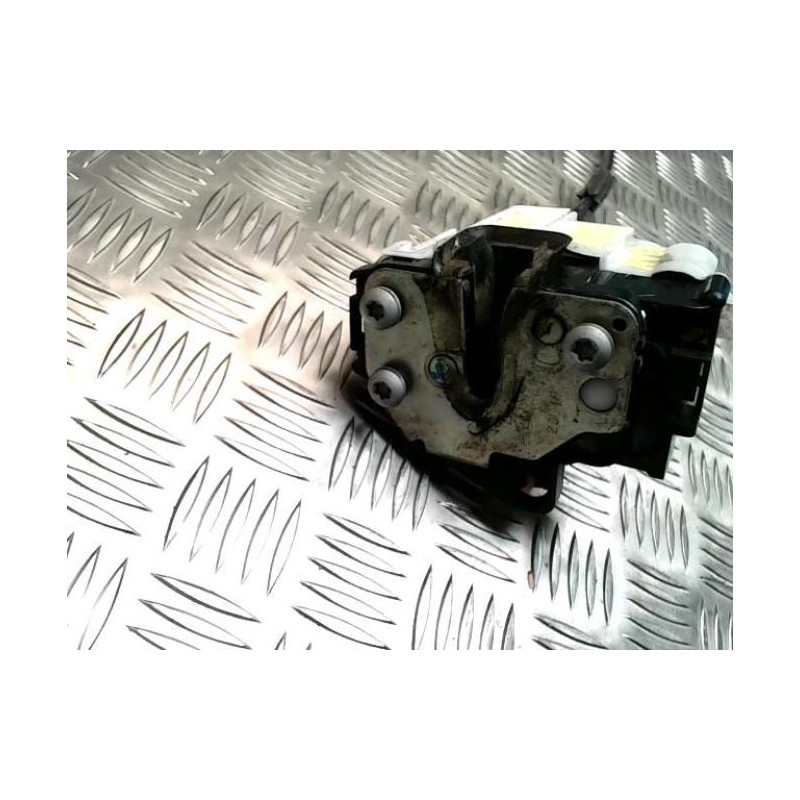 Serrure avant gauche FIAT 500 2 PHASE 1 d’occasion