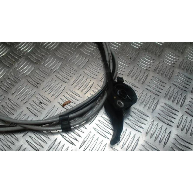 Cable ouverture capot DACIA SANDERO 2 PHASE 1 d’occasion