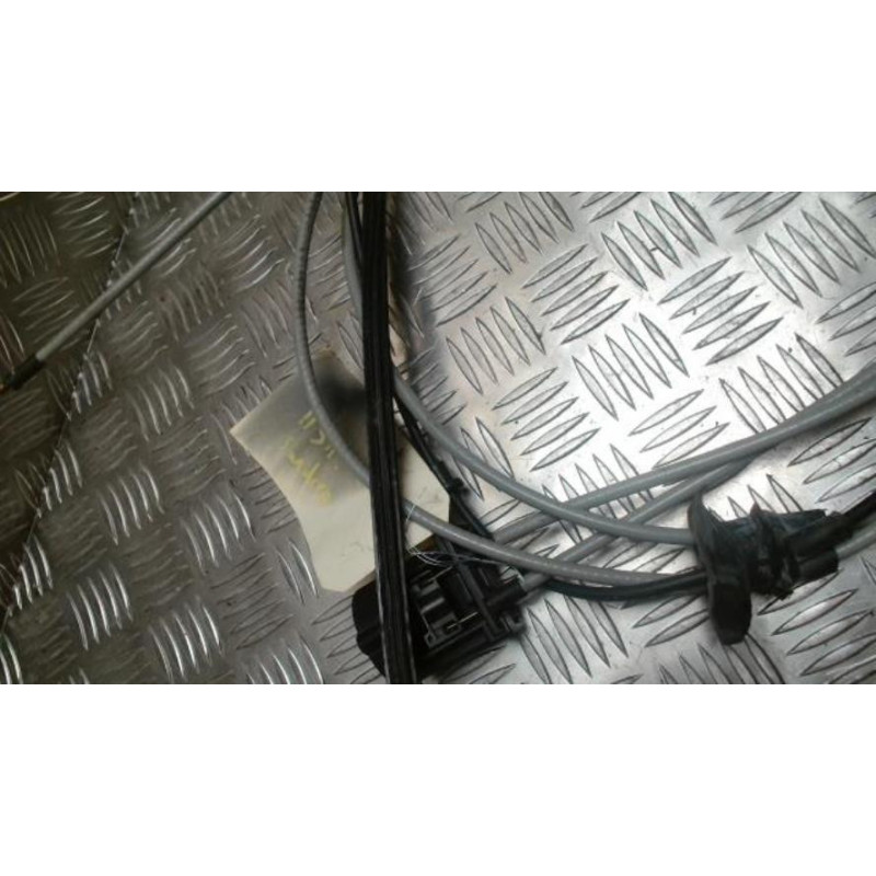 Cable ouverture capot DACIA SANDERO 2 PHASE 1 d’occasion