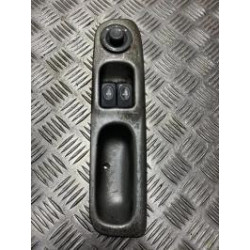 Interrupteur de leve vitre avant gauche RENAULT TWINGO 1 PHASE 3 d’occasion