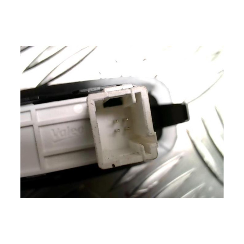 Interrupteur de leve vitre arriere droit CITROEN C4 PICASSO 2 PHASE 1 d’occasion