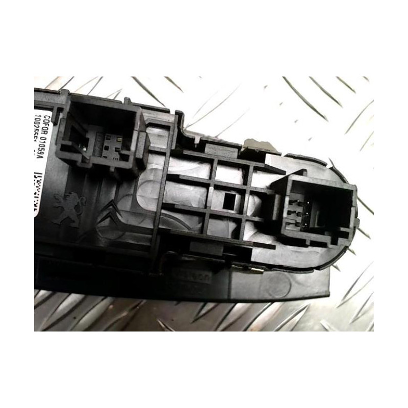 Interrupteur de leve vitre avant gauche CITROEN C4 PICASSO 2 PHASE 1 d’occasion