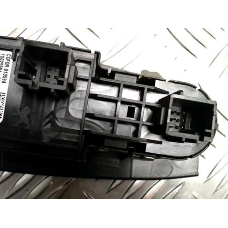 Interrupteur de leve vitre avant gauche CITROEN C4 PICASSO 2 PHASE 1 d’occasion