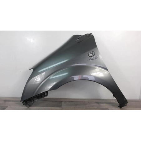 Aile avant gauche TOYOTA COROLLA VERSO 2 PHASE 1 d’occasion