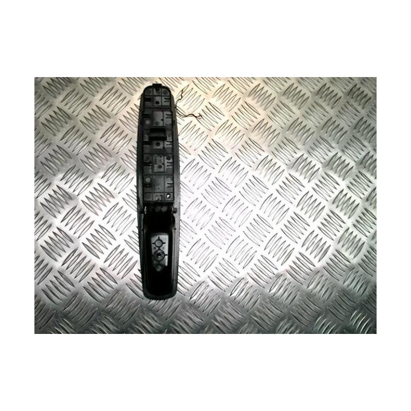 Interrupteur de leve vitre avant gauche RENAULT SCENIC 3 PHASE 1 d’occasion