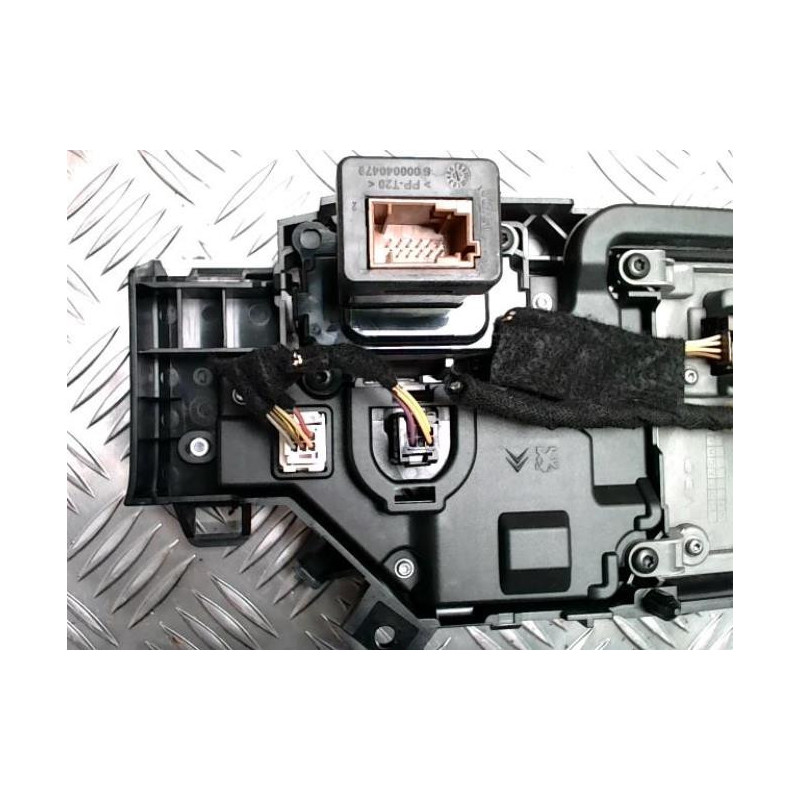 Ecran GPS CITROEN C4 PICASSO 2 PHASE 1 d’occasion