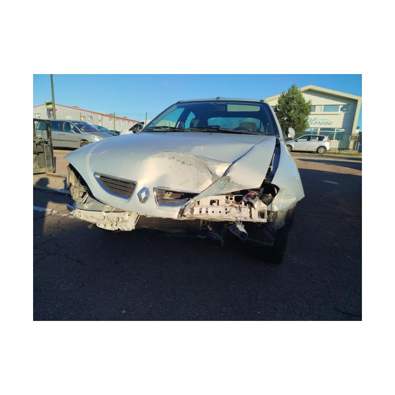 Platine feu arriere gauche RENAULT MEGANE 1 PHASE 2 d’occasion