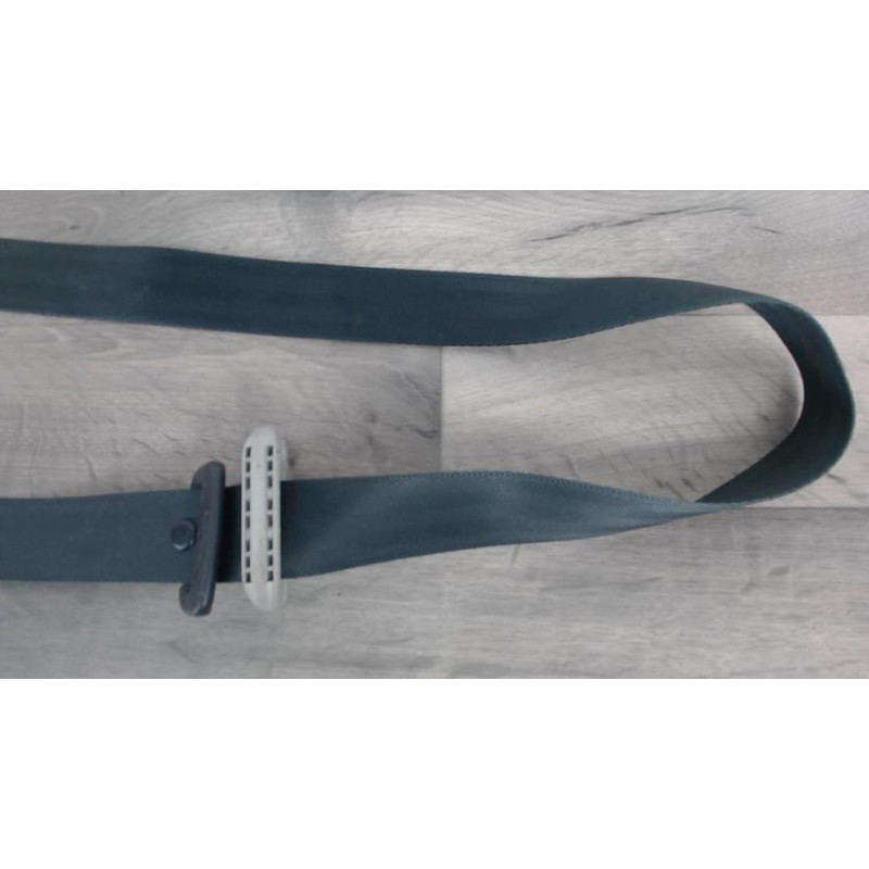 Ceinture arriere gauche TOYOTA COROLLA VERSO 2 PHASE 1 d’occasion