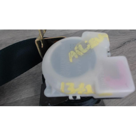 Ceinture centrale TOYOTA COROLLA VERSO 2 PHASE 1 d’occasion