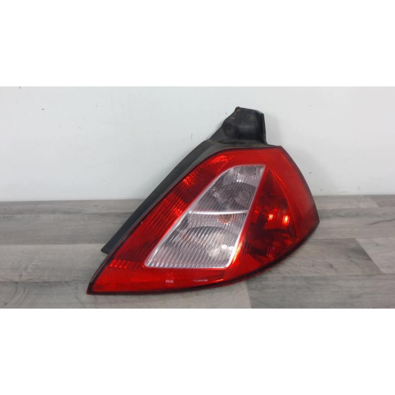Feu arriere principal droit (feux) RENAULT MEGANE 2 PHASE 1 d’occasion